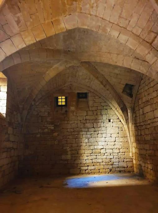 Demeure Du Xiiie-Xive S. Dans La Cite Medievale. Gourdon-en-quercy Dış mekan fotoğraf